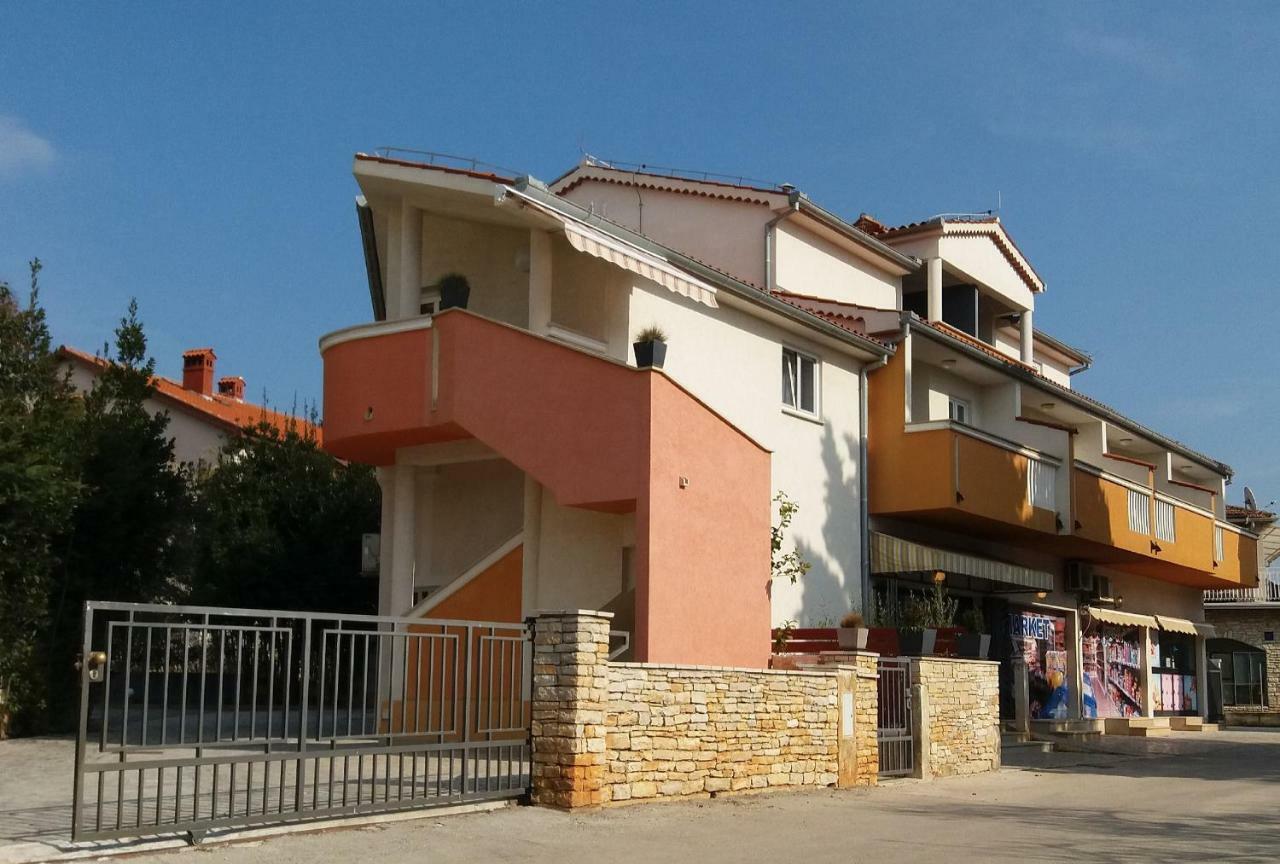 Mare Medulin Appartement Buitenkant foto